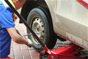 永吉附近拖车24小时服务热线电话